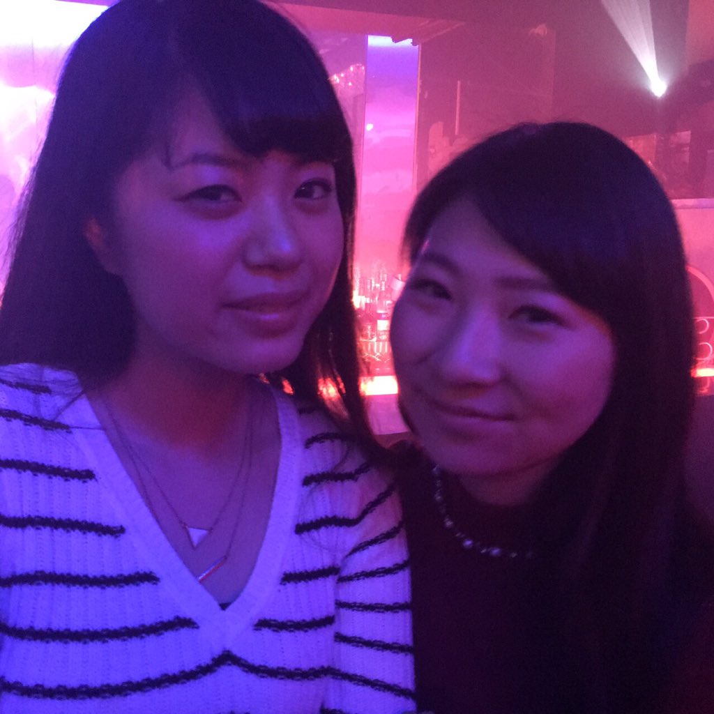 high_next_'s tweet image. 昨日wax来店して下さった方々ありがとうございました🙇🏻
気温も段々暖かくなり中はアッツアツのパーティでした😊
来週もより一層暖かくなるそうなのでスーパーホットなパーティしていきましょう💨

来週もハイネクのゲストよろしくです💗