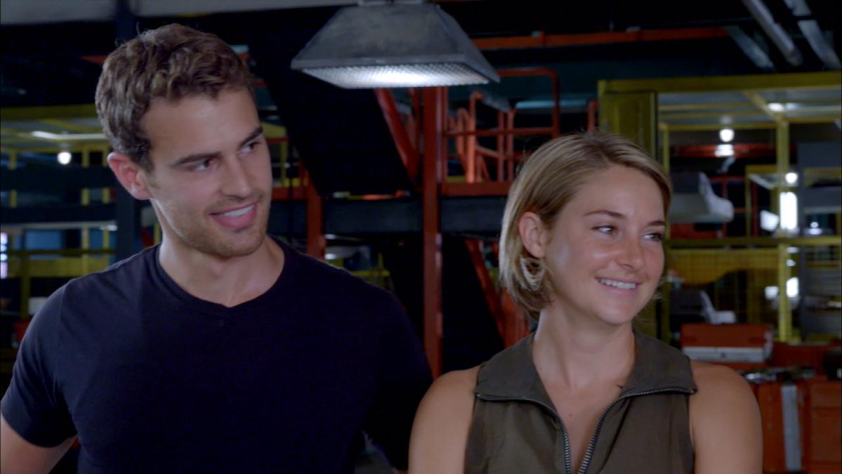 etnow's tweet photo. Watch #Allegiant stars Shailene Woodley and Theo James impressively scale an 80-foot wall! https://t.co/KdmBAu8h78 https://t.co/jVCZs3FGaG