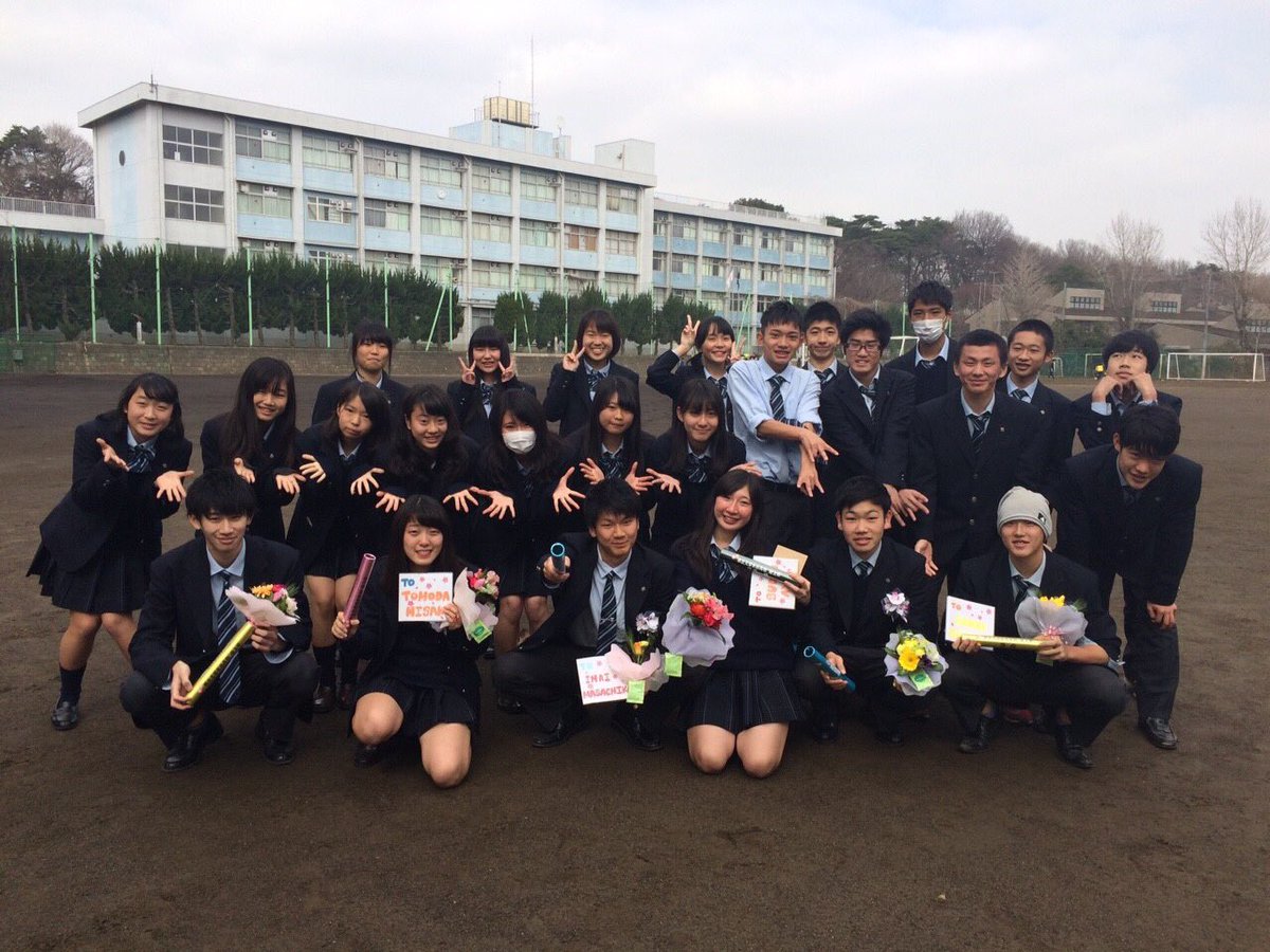 mk07_t's tweet photo. 久留西卒業🌸
沢山笑って
たのしかったなあ！
あっという間の3年間でした☺️
みんなありがとう🙇🏻 https://t.co/ljcgpIBwLi
