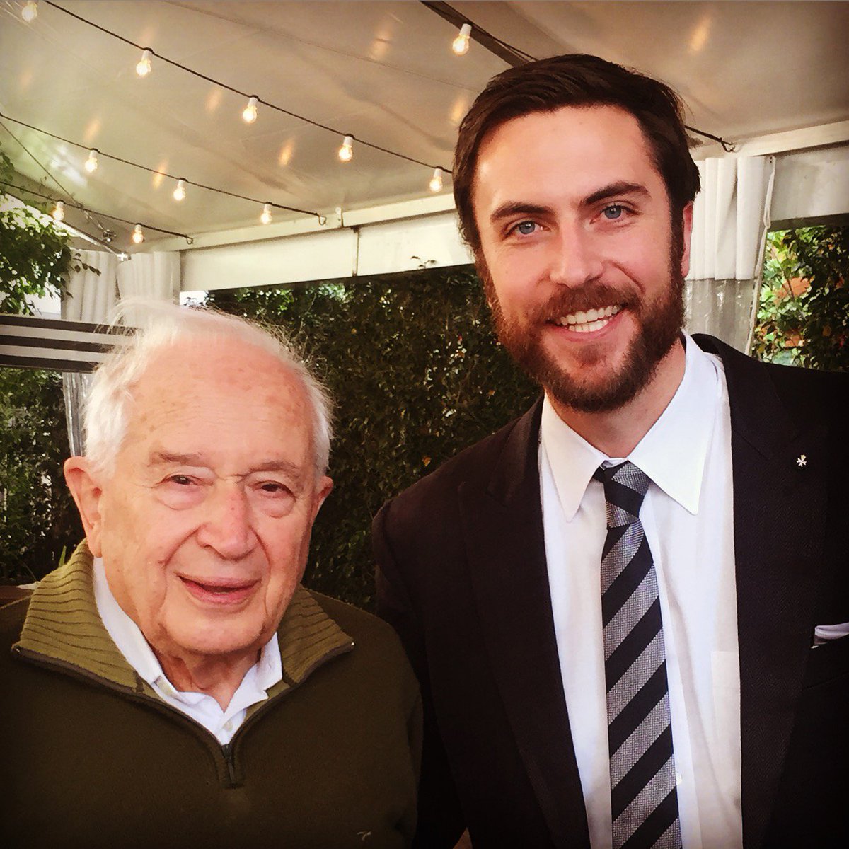 hempbizjournal's tweet image. Great to discuss the latest science and research on CBDs with Prof Mechoulam @Canna_Tech. #hemp @IsraelCannabis