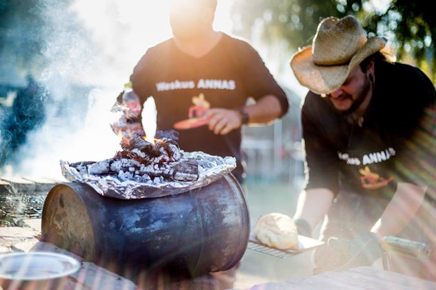 Eat_Out's tweet photo. Braai is going abroad! @UltimateBraai Master is being franchised, MasterChef-style https://t.co/bIRv1qvoBD https://t.co/CkVYxthjzi