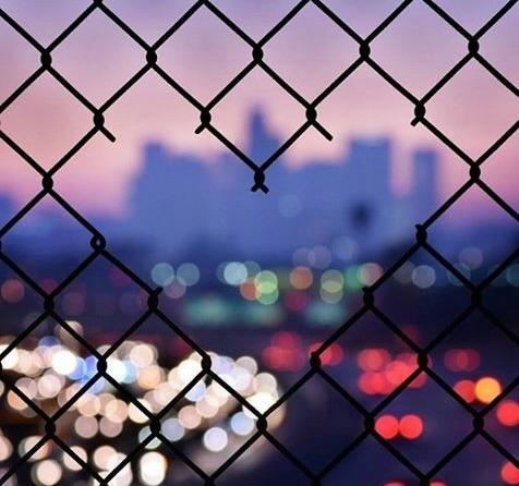 PhloeDeadly's tweet photo. LA is different since my best friends gone, some moved location some just moved on... https://t.co/f6psEIfKQs