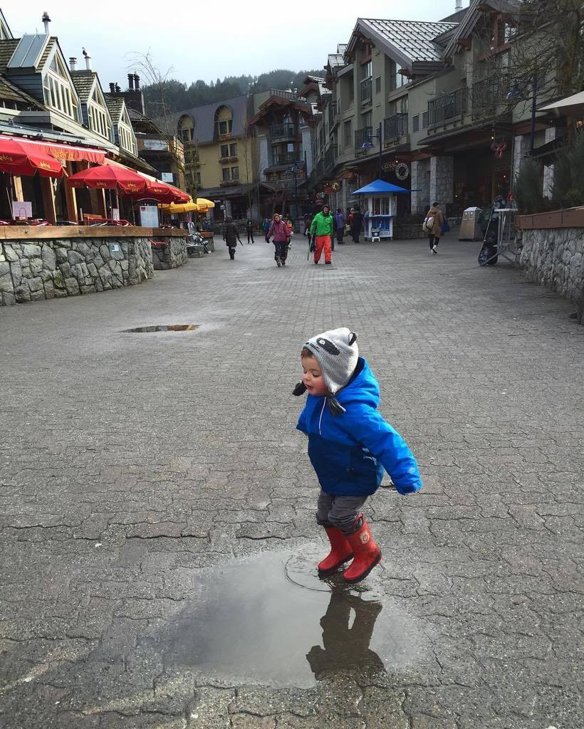 DEEP_N_STEEP's tweet image. by talia.m.hansen, puddle hunting in the village #whistlervillage #PlanetCharlie - more at ift.tt/1U6KzRg