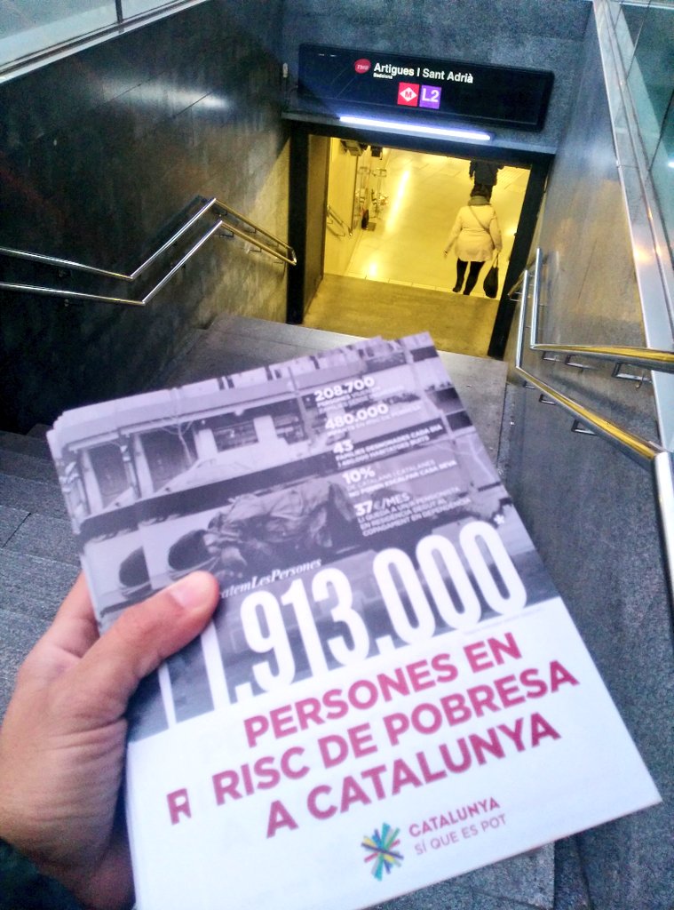 ICVSANTADRIA's tweet photo. Avui a carrers i al Parlament exigim que Sí que es Pot i Sí que hi ha diners contra la pobresa #RescatemLesPersones https://t.co/rIs1lPOQAo