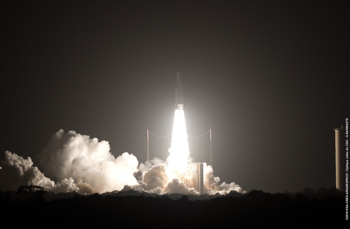 Arianespace's tweet photo. Another on-target launch! If you watched #Ariane5's success, share your best photos https://t.co/SjXTYxoSaG #VA229 https://t.co/Frx8yKpwJT
