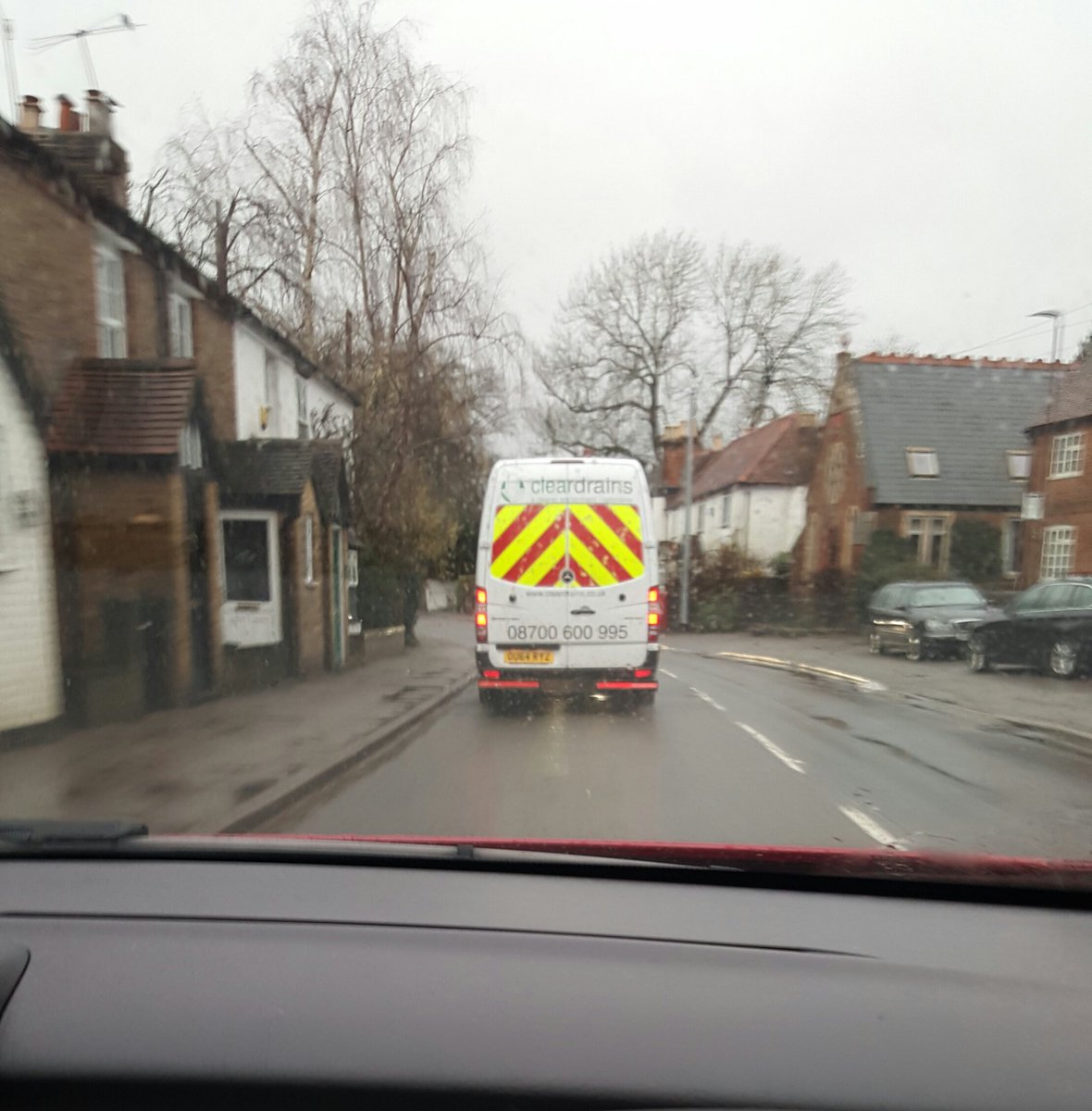 littlenlively's tweet photo. @cleardrainsuk good to see the crew out and about !!!  #WetWetWet #puddleseverywhere #driveraware https://t.co/4j9qPZZLxb