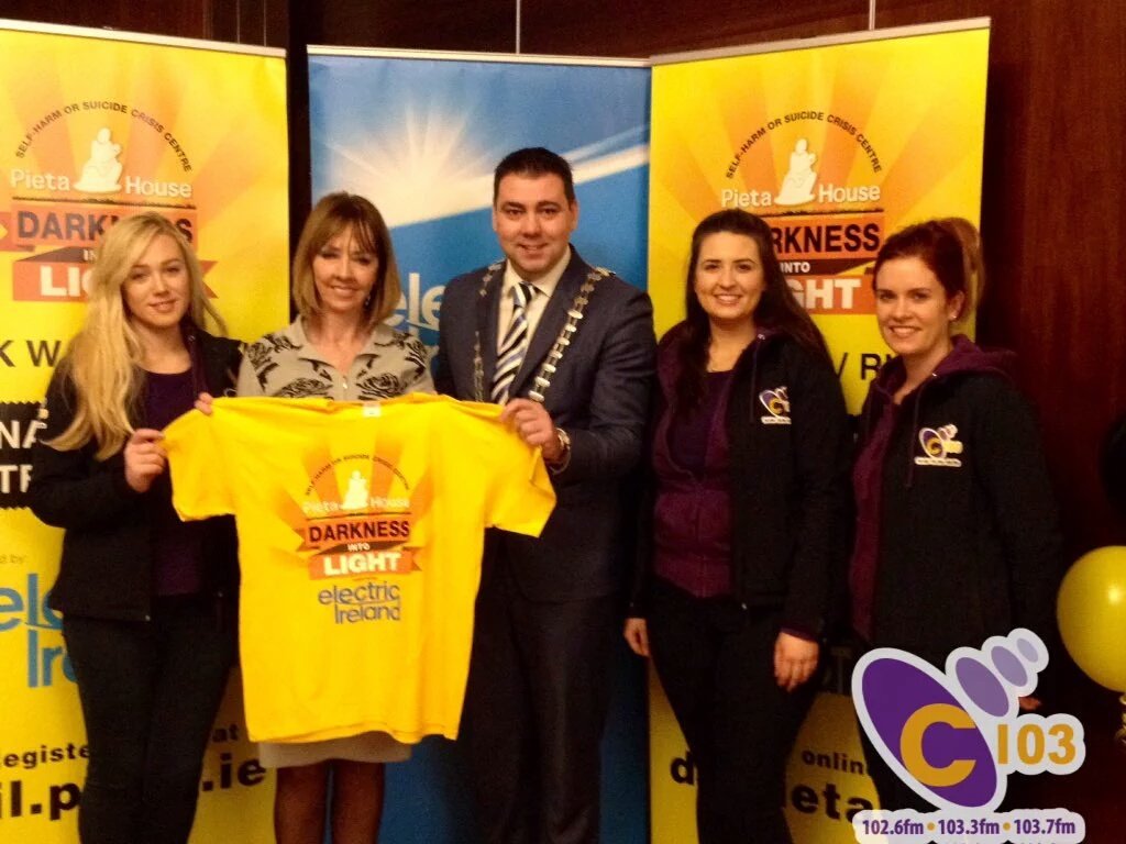 johnpauloshea1's tweet photo. Delighted as @mayor_co_cork  to help launch the Pieta House Cork Darkness into Light launch walk/run last night https://t.co/yeaxh6vMDs