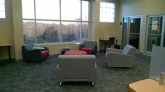 tctclearning's tweet photo. I know it's going to be a beautiful day but if you have to be indoors we have the best window seats on campus! https://t.co/3q8x7vCBaH