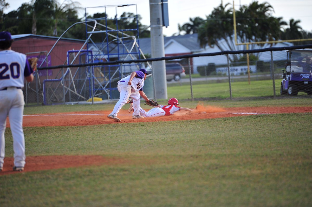 CLHS_Media's tweet photo. North v. Cypress
JV Baseball March 8, 2016
#angelaamosphotographer @NFMHSAthletics @NorthFtMyersHS @NFMBaseball https://t.co/kMZ6YvMl2C