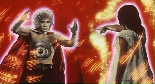 توییتر Yanman در توییتر 特にクライマックスはアイドル映画とは思えないエキセントリックさ 峰岸徹扮する金星人はキワモノでしかないw しょこたんパパや手塚治虫の息子の手塚真も出てたんだね ねらわれた学園 6点 映画 大林宣彦 T Co Firceuwjwo