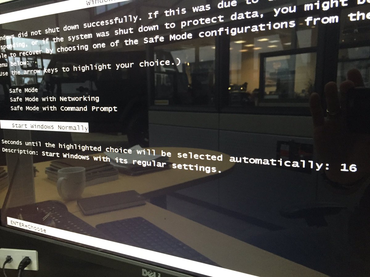 LouLobsinger's tweet image. "Windows"....  I really, really, really, really, really don't like you. #MacGuy #WorkComputer