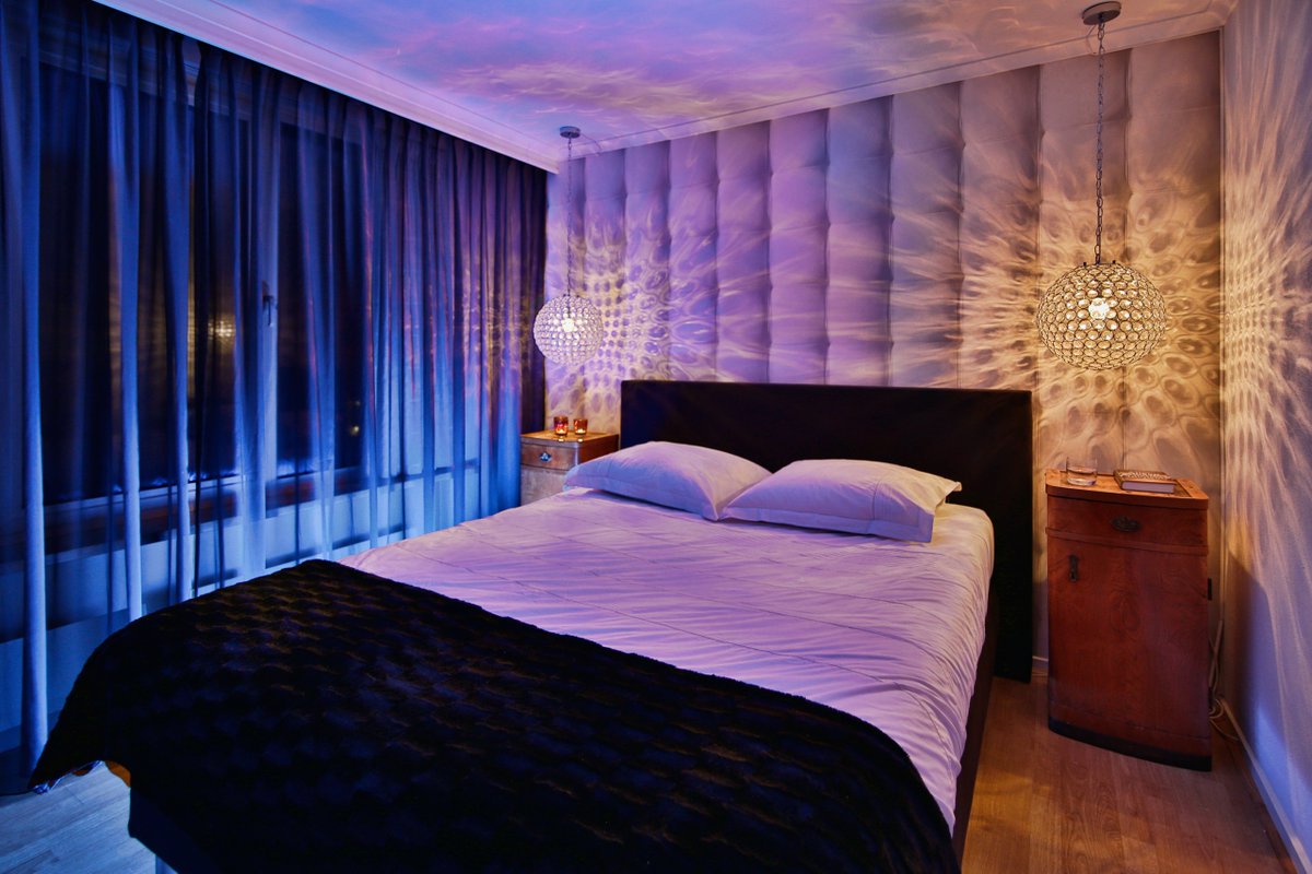 MarcMuskens's tweet photo. #DUURSTE #HOTELKAMER VAN NEDERLAND
Te reserveren vanaf 225.000 euro. Voor onbeperkte tijd. 
https://t.co/EICHAxNZZS https://t.co/6TahT8Aynd