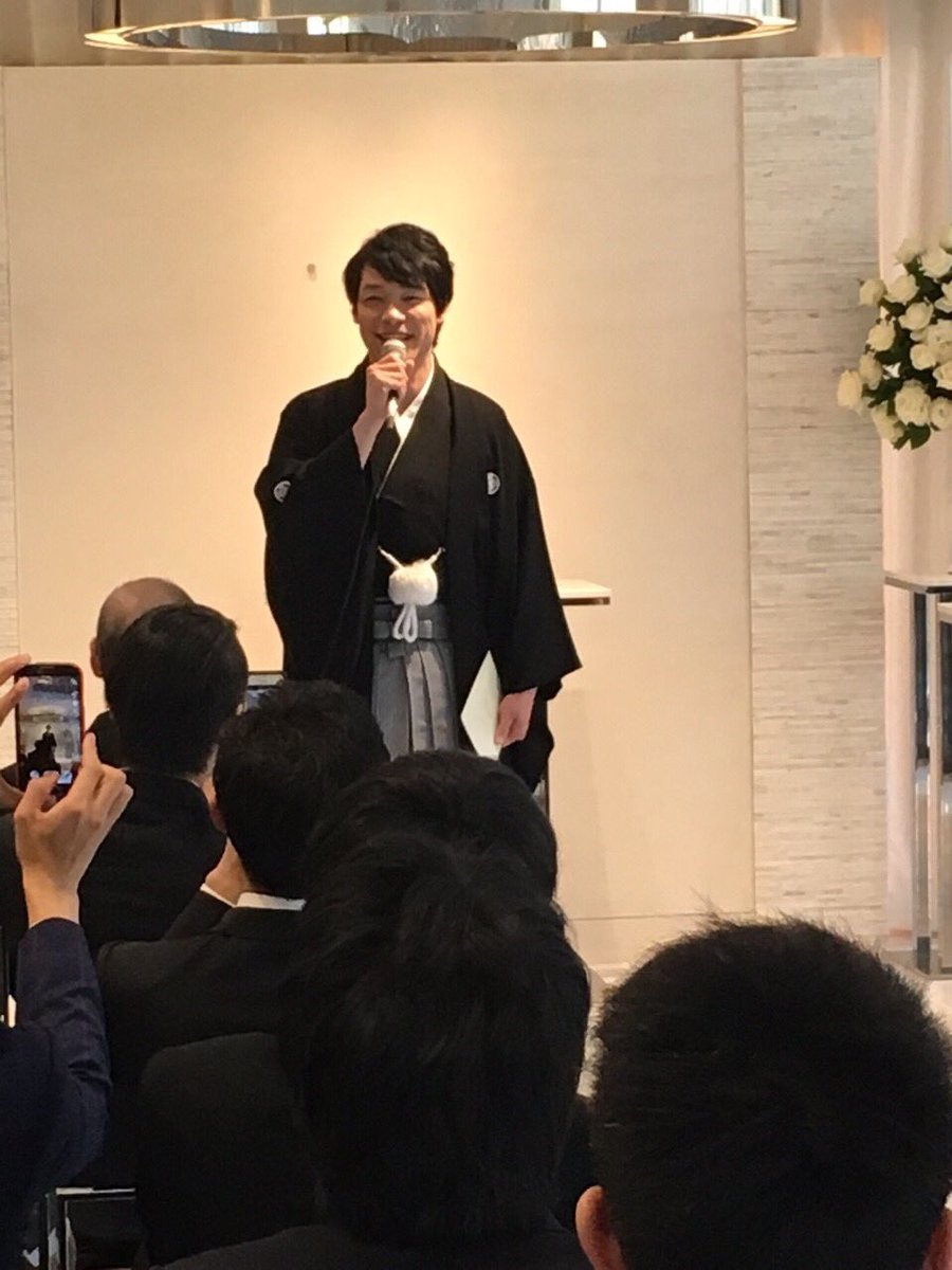 川島明 自分の式を自分で司会するのが夢だったのでそれも来賓の皆さんのおかげで実現できて嬉しかった 誓いの言葉のところで乱入する役をネゴシックスにお願いしたが 出番前に緊張してる姿はマリッジブルーのそれだった T Co Cefufv1rjb 川島明 自分の式を自分で司会するのが夢だったのでそれも来賓の皆さんのおかげで実現できて嬉しかった 誓いの言葉のところで乱入する役をネゴシックスにお願いしたが 出番前に緊張してる姿はマリッジブルーのそれだった T Co Cefufv1rjb