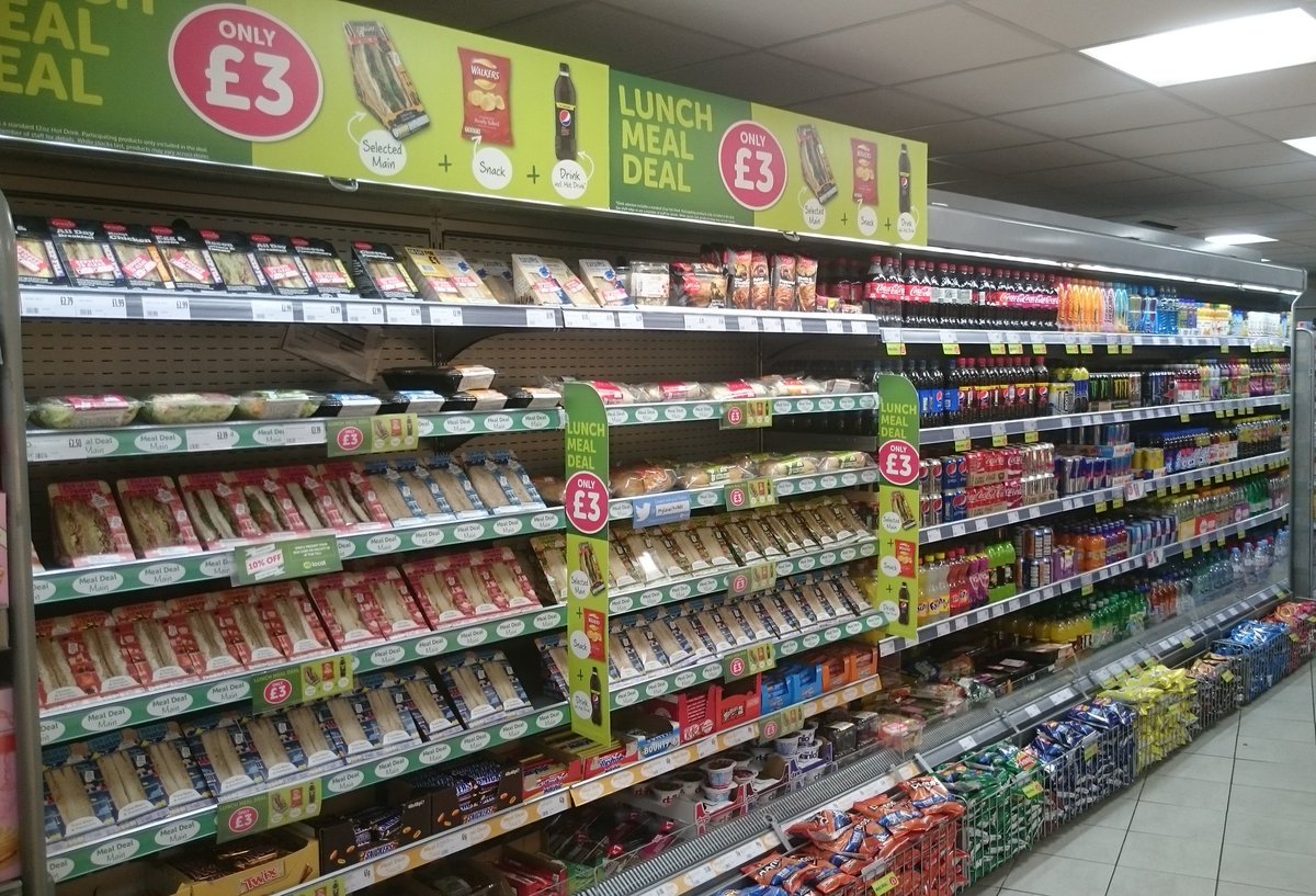 MyLocalHudds's tweet image. Our new meal deal has landed! Fill yourself up this lunchtime for just £3! #mealdeal #mylocal