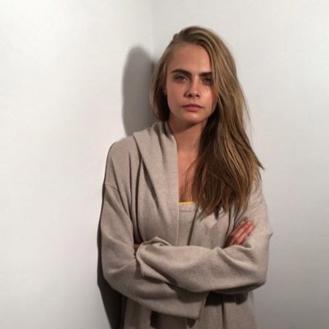 she seems tired but still looking gorgeous as ever