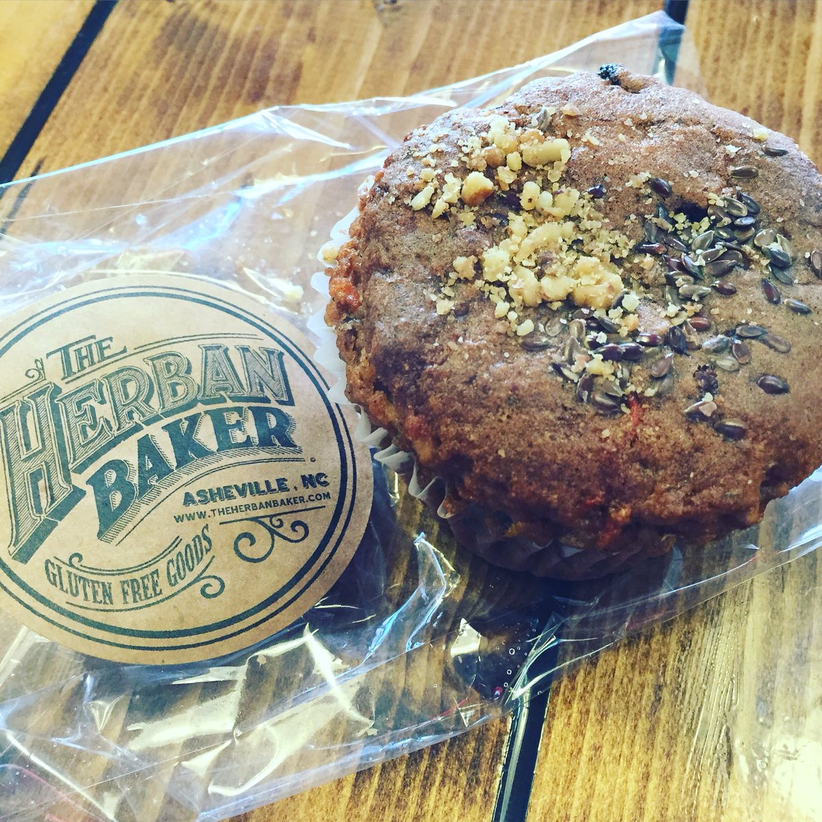 peaberrypress's tweet photo. Apple Carrot gluten free muffins from @HerbanBaker ! Delicious! https://t.co/2lgSVXkU6j
