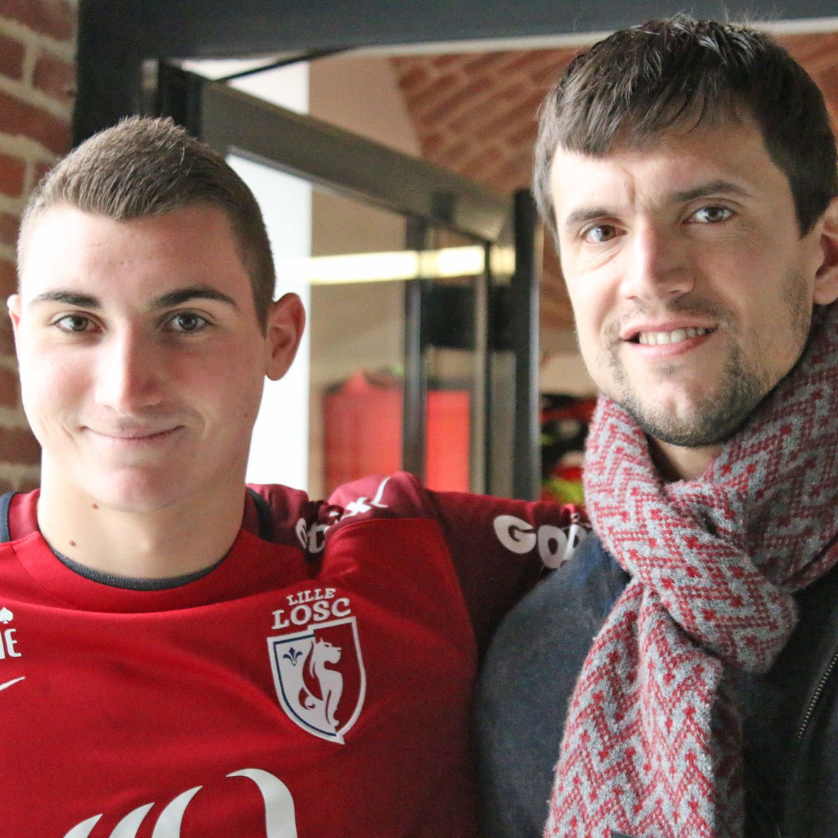 losclive's tweet image. Une bien belle matinée pour Alexandre, @le12emehomme, qui vient de vivre un #EntraînementVIP au @DomaineDeLuchin