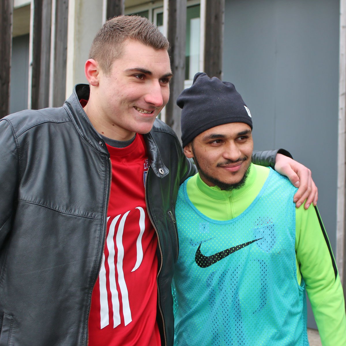 losclive's tweet image. Une bien belle matinée pour Alexandre, @le12emehomme, qui vient de vivre un #EntraînementVIP au @DomaineDeLuchin