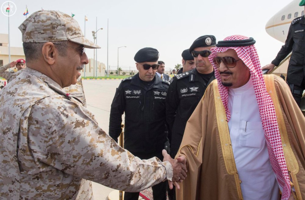 تدشين مشروع إنشاء قاعدة الملك سعود الجوية بالقطاع الشرقي للمملكة العربيه السعوديه CdG9dhtUEAEfzB6