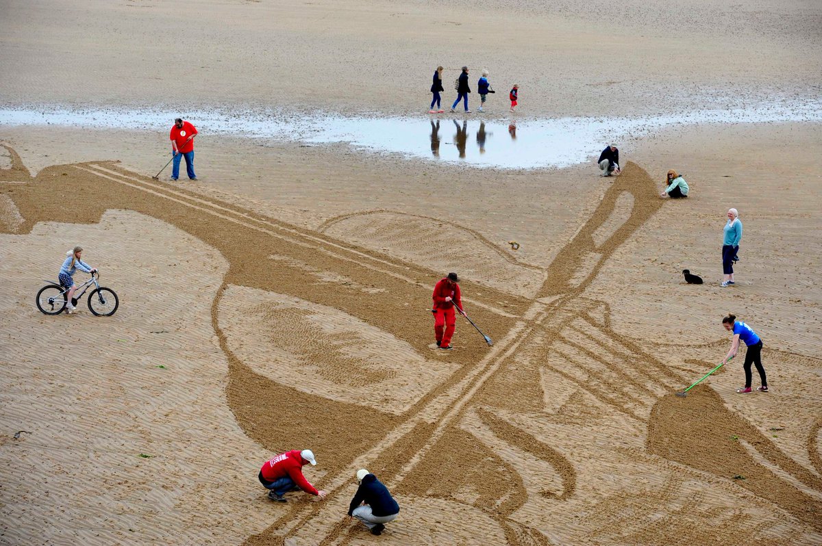 string_arco's tweet photo. Artists create giant 3D violin on Scottish beach
https://t.co/HuQ7aLroDz
https://t.co/bWjqx5j5Ry