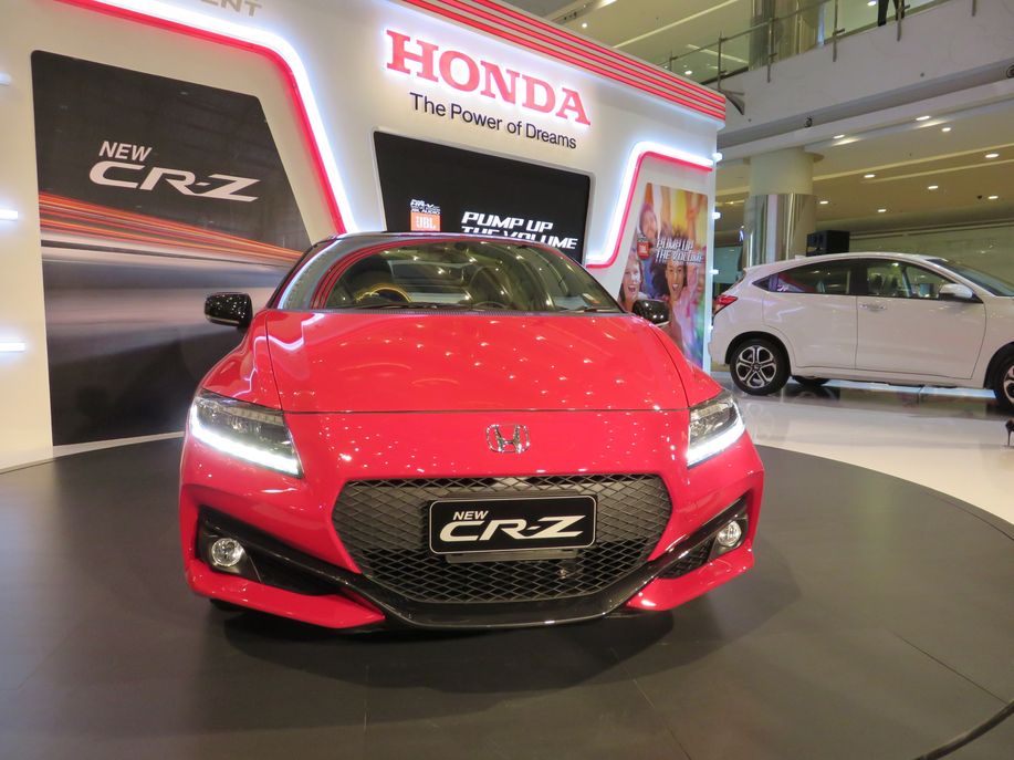 detikcom's tweet image. #MostPopular Honda: Konsumsi Bahan Bakar CR-Z 21,6 Km/Liter de.tk/6JERja via @detikOto