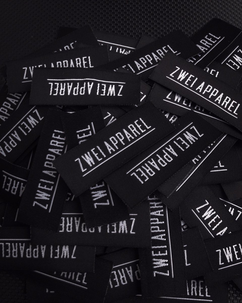 ZweiApparel tweet media