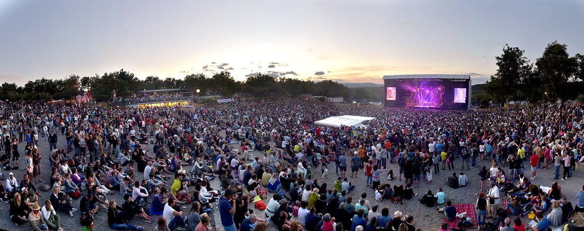 fiseworld's tweet photo. Music festival 🎸 + show freestyle 🚲 = Happy Time 😀#savethedate #AAF16 @Aluna_Festival @fiseworld https://t.co/BW3HQuPhKp