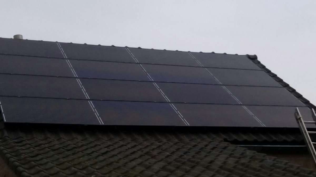 Naast deelname aan <a href="/EnergiecoopLeur/">Energiecoöp Leur</a> nu ook thuis in #Hernen Zonnepanelen.