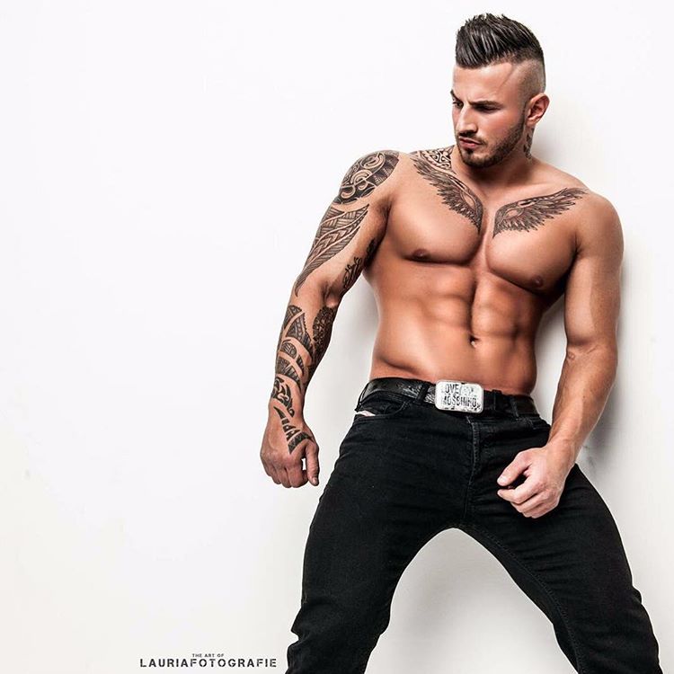 jun_erko's tweet photo. Limits only exist in the mind ...#erkojun 💪😎 https://t.co/rwAEnybKfs