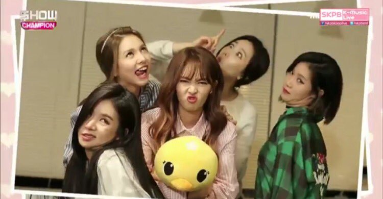 jumbledboo's tweet photo. Someone give me a logical explanation to why more people don't Stan Fiestar ?!?!?#FiestarIsBack https://t.co/OGVIoDPO7z