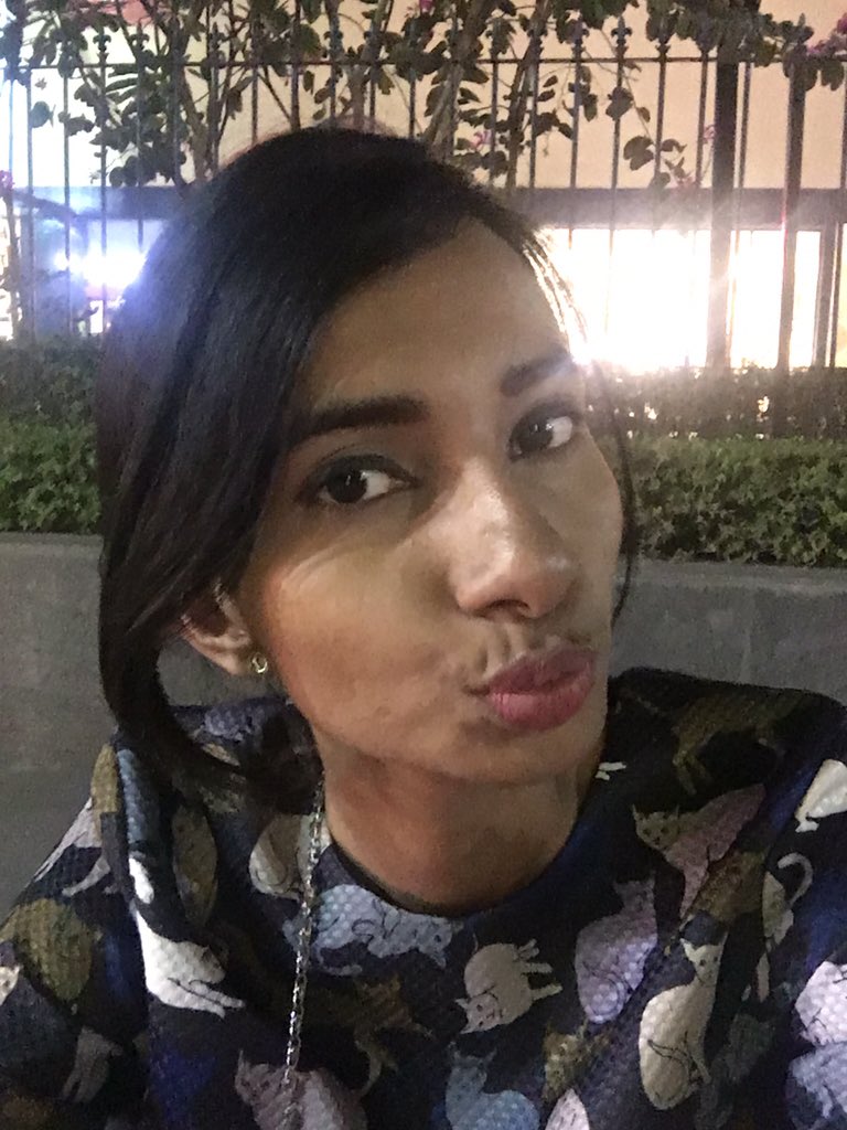 sensneha's tweet photo. @LotusHerbals #ChubbyLips https://t.co/7ir2UT2LxJ