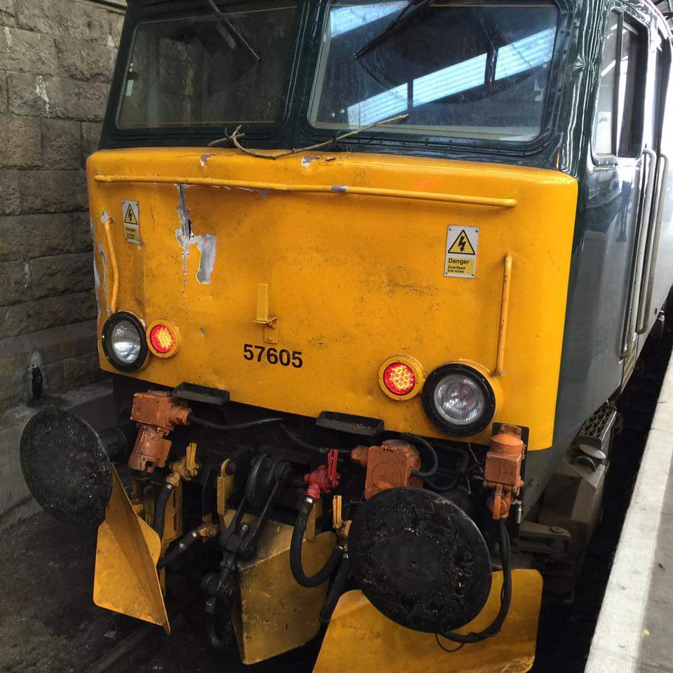 curly405's tweet image. @GWRHelp damage to this mornings down sleeper after it hit a fallen tree in Cornwall