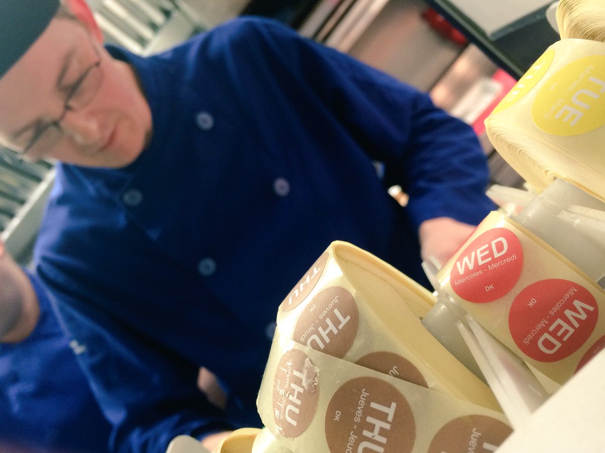 WeAreSUGM's tweet photo. Head Chef Kirk-Noel Brown " I would definitely do it again, I enjoyed the pressure" Not a normal Wednesday! #KOE16 https://t.co/VAYT7GXvvu