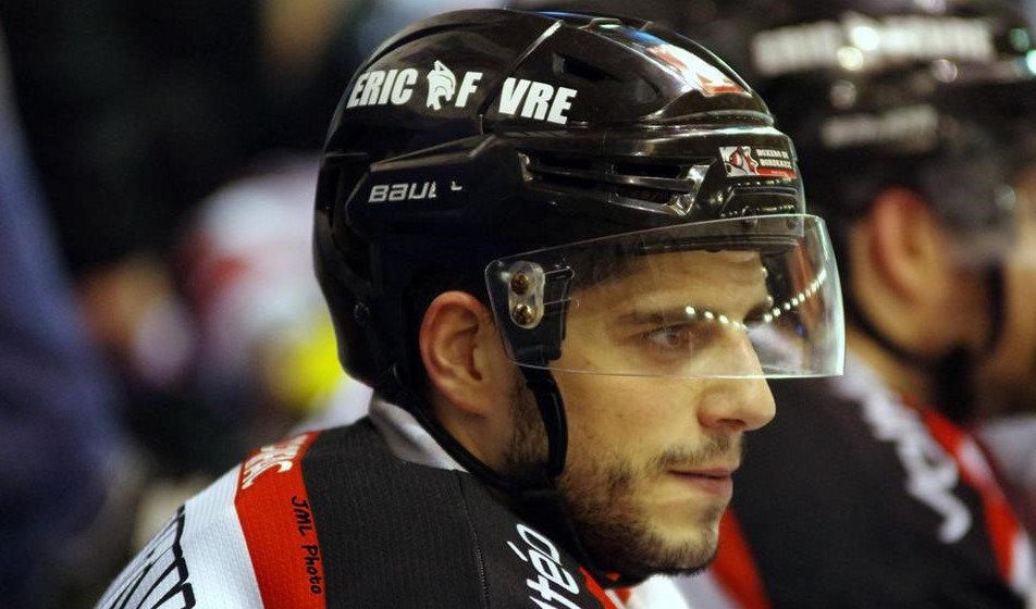 BordeauxHockey's tweet photo. @boxersbordeaux : @liopepino "J'ai toujours aimé le contact" - Portrait - https://t.co/xLrLtRAfNr  - JML Photo https://t.co/HgjNnIZKYc