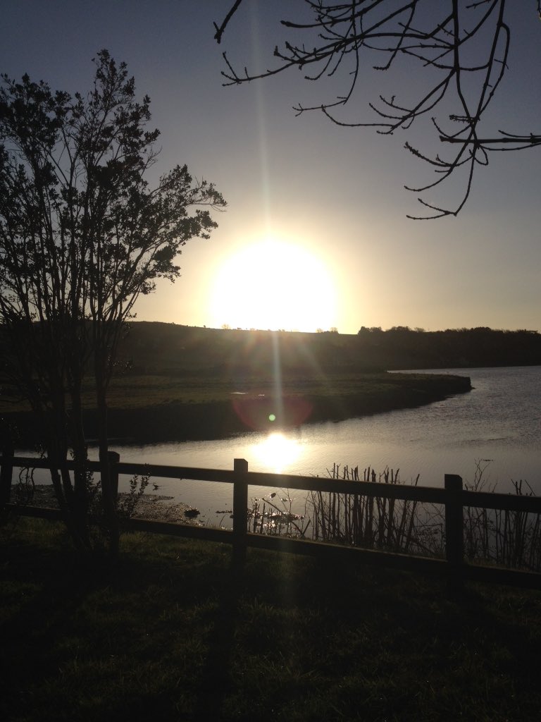 VisitClonakilty's tweet photo. #Clonakilty is glorious! #sunshine #westcorkrally -#westcork #bestcork https://t.co/uhmMnsdI22