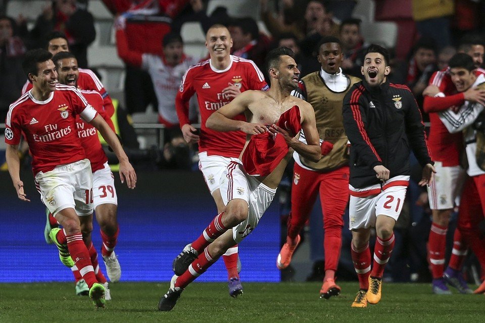 4. Benfica menangi 15 dari 16 pertandingan terakhir dari semua kompetisi.