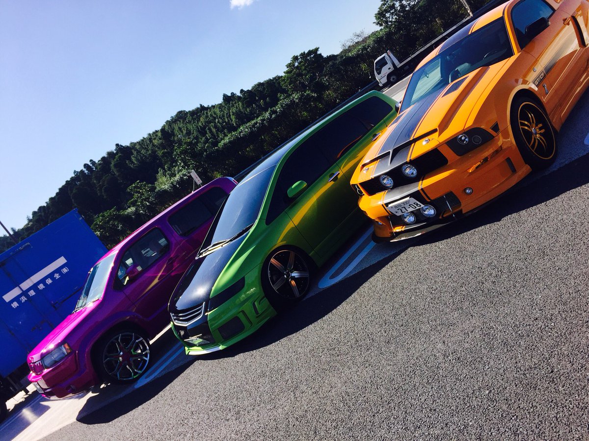 ピンクの車の人 Twitter પર Honda Cross Road Eross Road 元々は白 でハウスオブカラーのオリジナルカラーの ホットピンク に全塗装しましたん ヾ W ホイールはマーテル ブルホーン 22インチ T Co Pyrrc2yrho