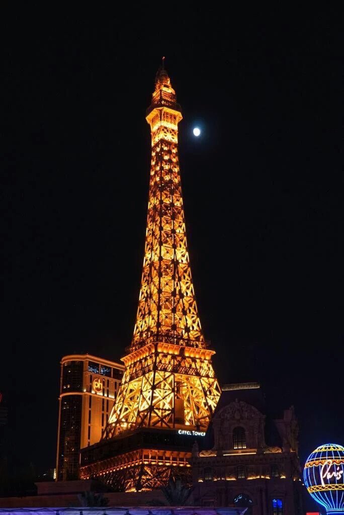 tmbIrpics's tweet photo. Las Vegas 🔥 https://t.co/4ScOAvuDyT