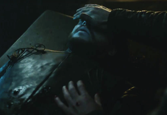 Kit_Haringtcn's tweet photo. Kit Harington as Jon Snow in Game of Thrones Season 6 https://t.co/qJ2tI7nV0J
