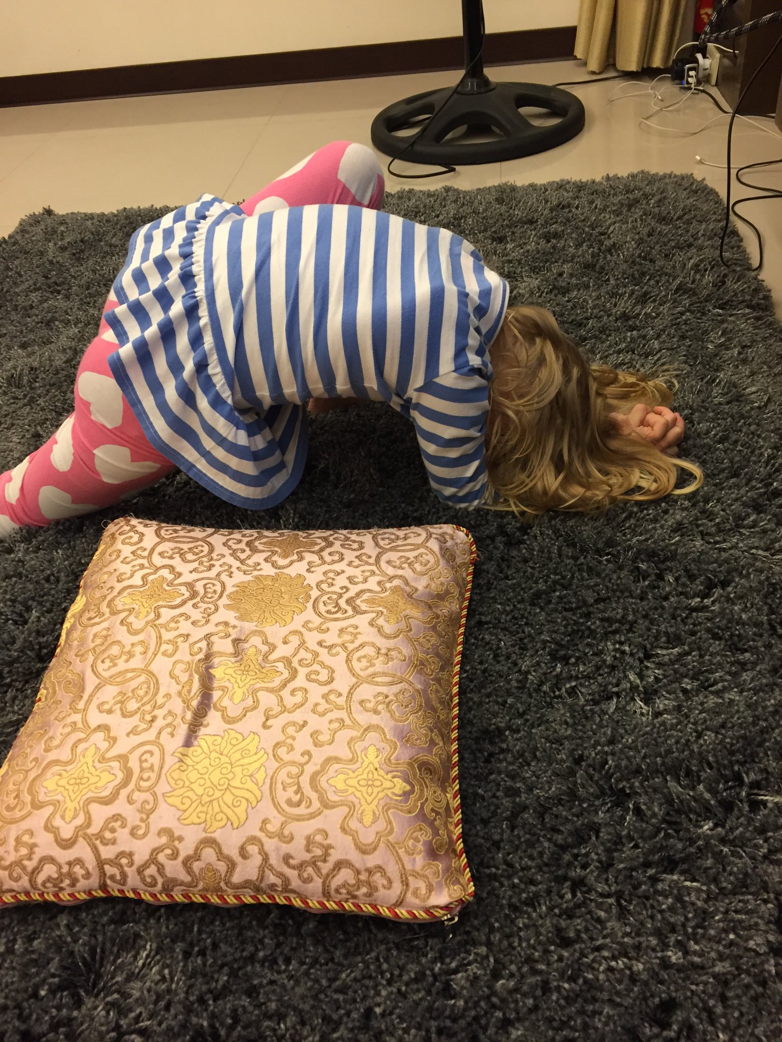 Lizard Pose Romwod Lizard Pose Romwod
