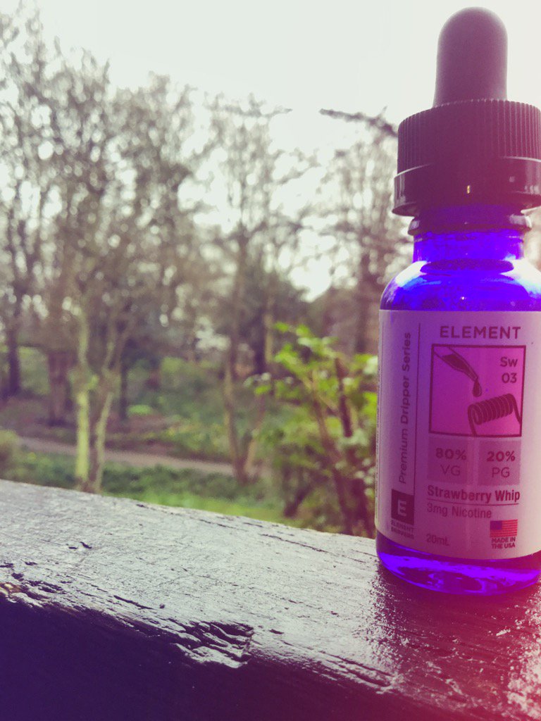LBvape's tweet photo. #vaping #vapelife #vapeit #vapejuice #cloudchase #ukvapers @elementeliquids https://t.co/M3aPTBl5bu