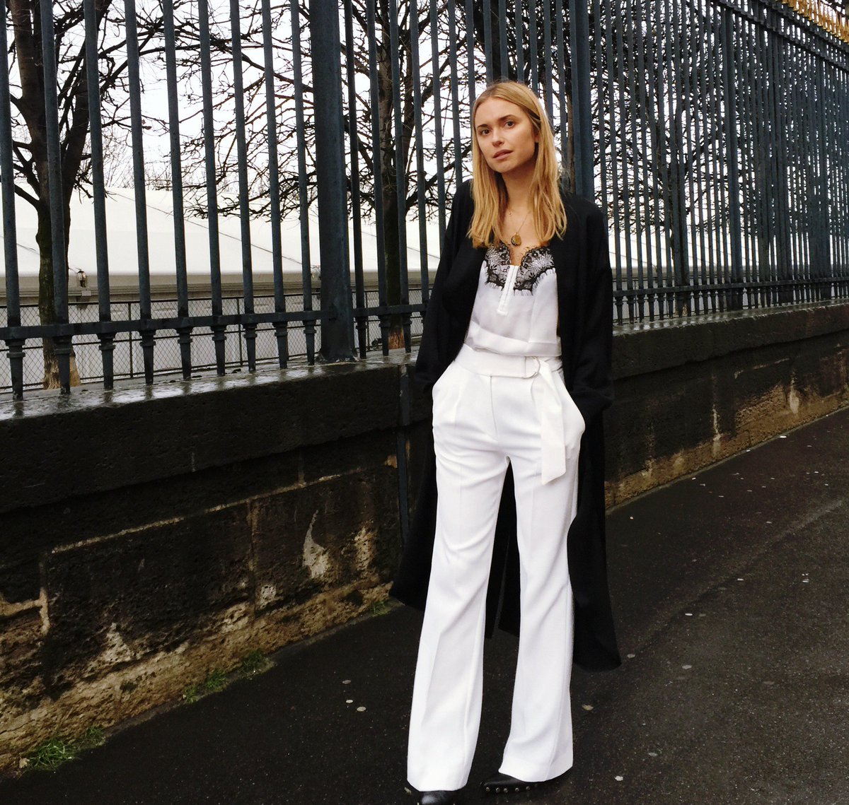 Mango's tweet photo. Magnify your everyday look with Pernille Teisbaek's outfit from our #SoftMinimal collection https://t.co/WrYFlL8q2p https://t.co/HmS34TwhXk