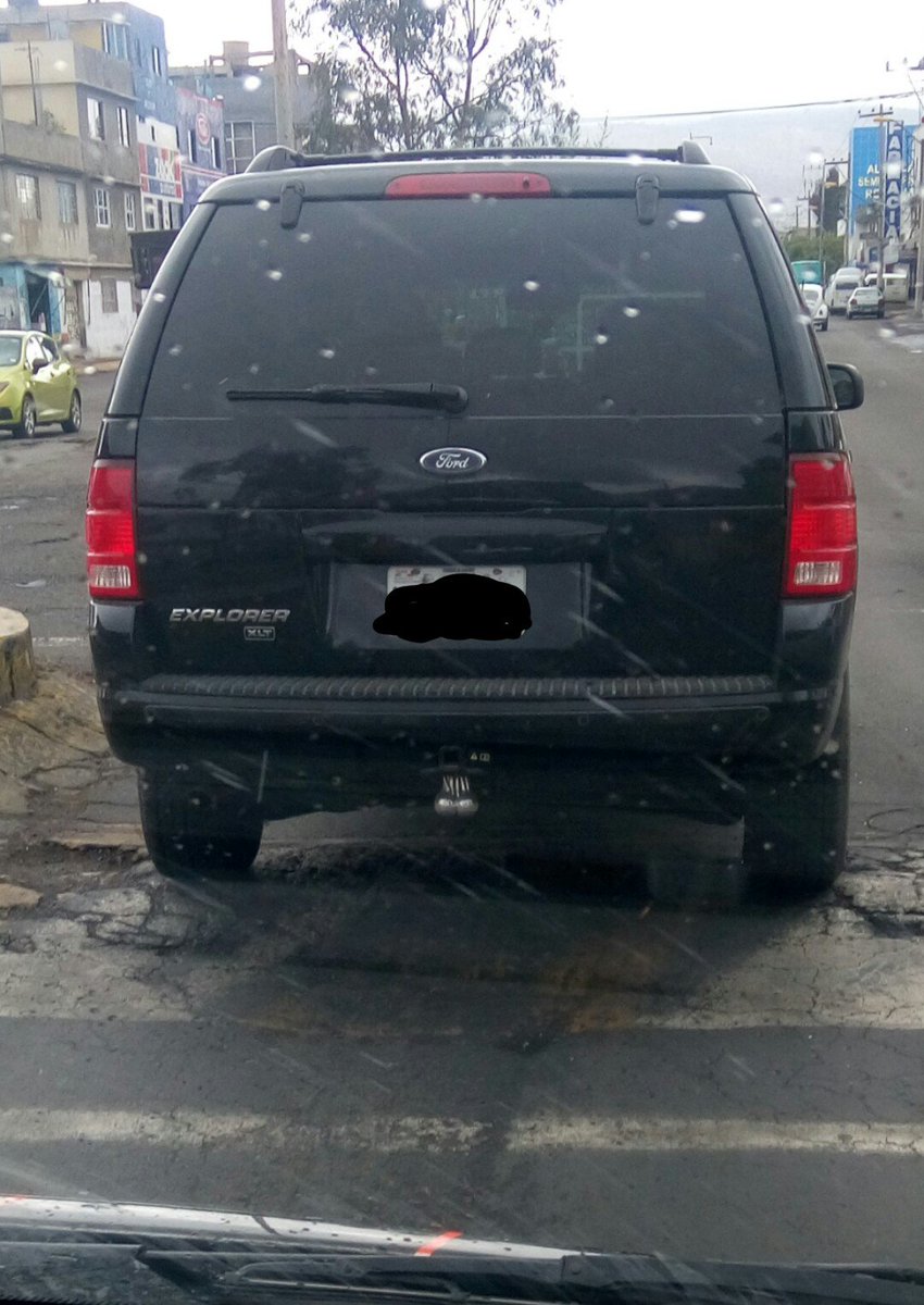 javier_EXA's tweet photo. #CosasQuePasan en la #EXARuta encuentras una persona que maneja de 🍳🍳 @FerFrias5 @rulerExaFM @Exafergaray https://t.co/kqvEAlFRDz