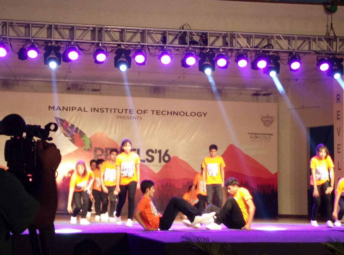 RevelsMIT's tweet image. #Unitrix  at #manipal #Revels16