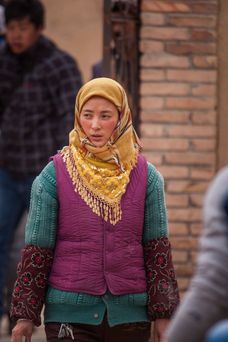 chinalionfilm's tweet image. Don&apos;t forget that #AFool is NOW LIVE on iTunes! Retweet with hashtag #AFooliTunes to win promo code&amp;amp;watch it 4 FREE!