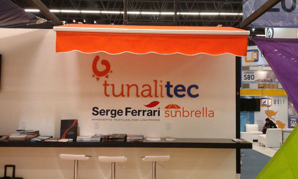 TunaliTec's tweet photo. 2do día de #ExpoCIHAC @SalonAmevec últimas tendencias de @Sunbrella #Polyfab #SergeFerrari #Isermatic #TheBestBrands https://t.co/KC3E4lej3r