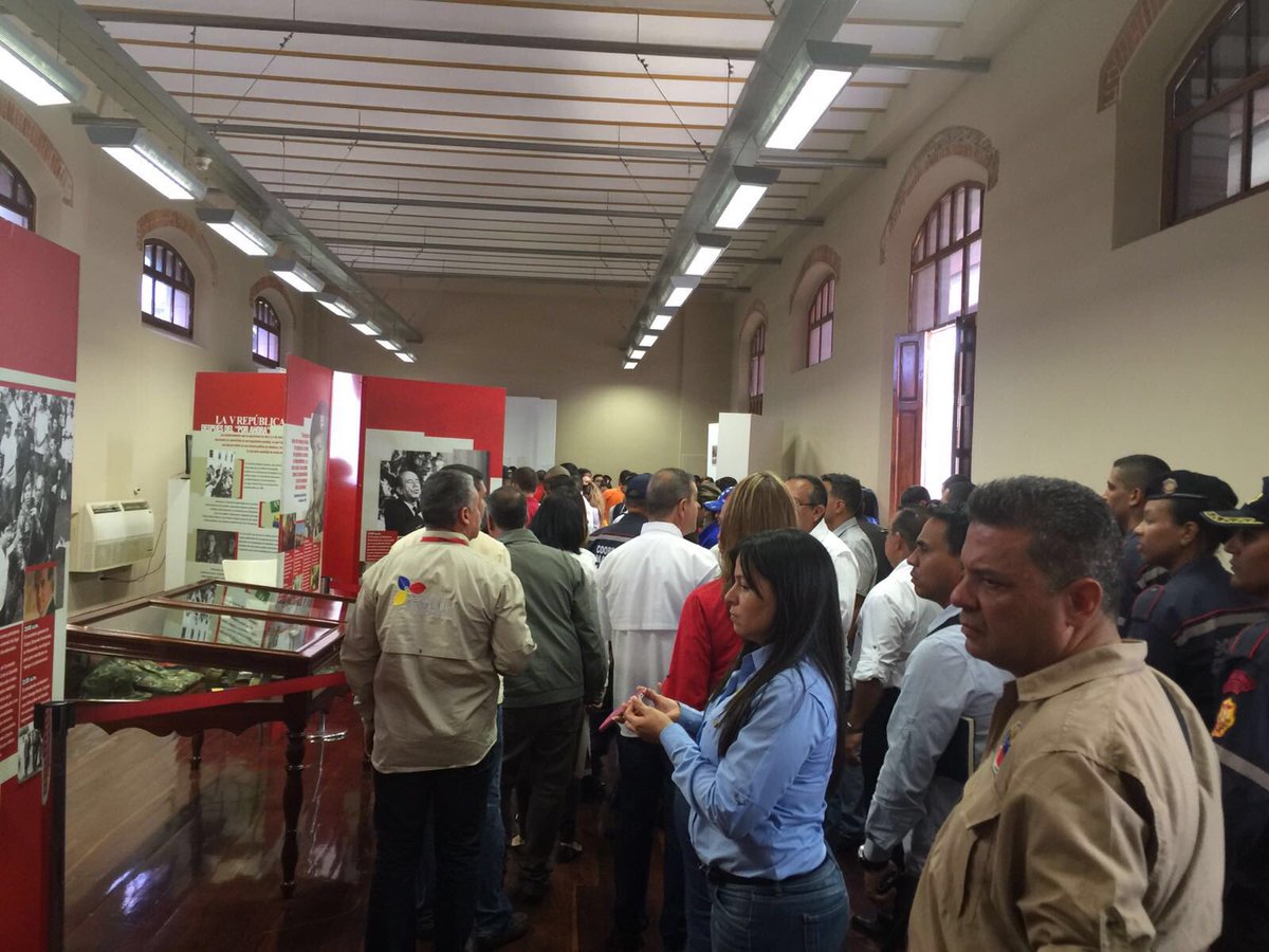 NestorLReverol's tweet photo. #HOY | El espíritu combativo del Cmdt. Chávez se mantiene vivo en cada uno de los trabajadores del @MIJPVenezuela https://t.co/u74wFaYuDr
