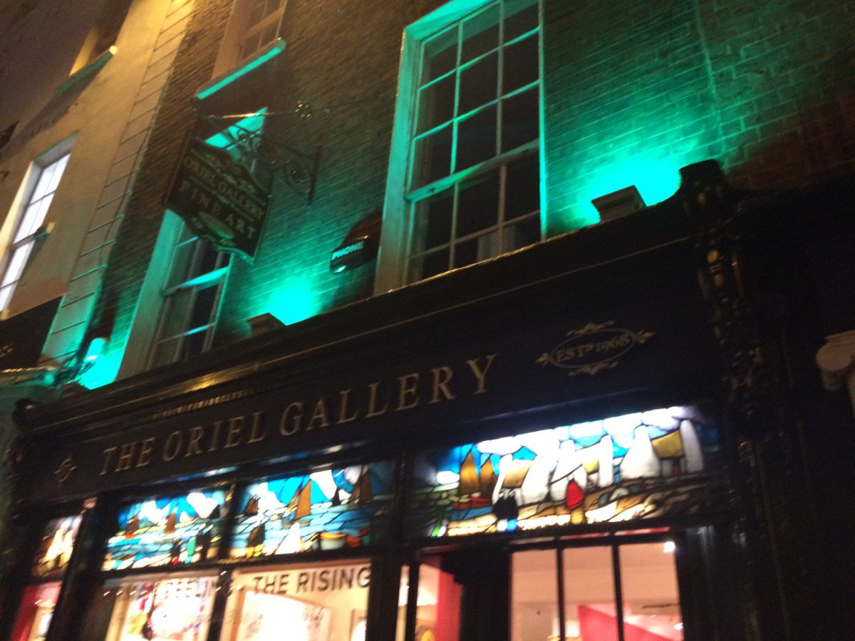 TheOrielGallery's tweet photo. Practising our light for Paddy's Day #GoGreen4StPatricks https://t.co/S4OlyvZKdt