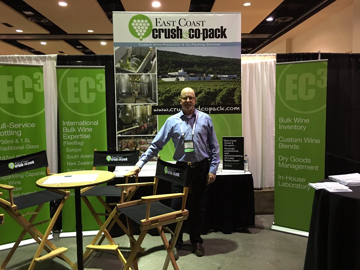DaWinemaker's tweet photo. Stop by and see me at booth 194 for some yummy Finger Lakes Riesling bulk wine! #easternwineryexpo #flxwine #wine https://t.co/z8Fwa1XdXl