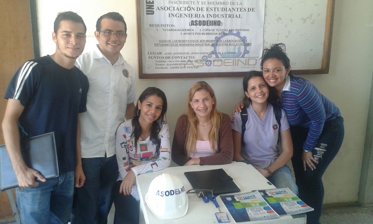 ASODEIIND's tweet photo. Parte de nuestra Actividad #ASODEIIND.. Inscripciones 2016. Seguimos el proceso se extiende. #IngIndustrial #UdoBol https://t.co/sOa0NSSj8X